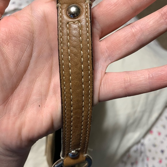 Nice Coach handbag. Small, good for necessities - Picture 7 of 7